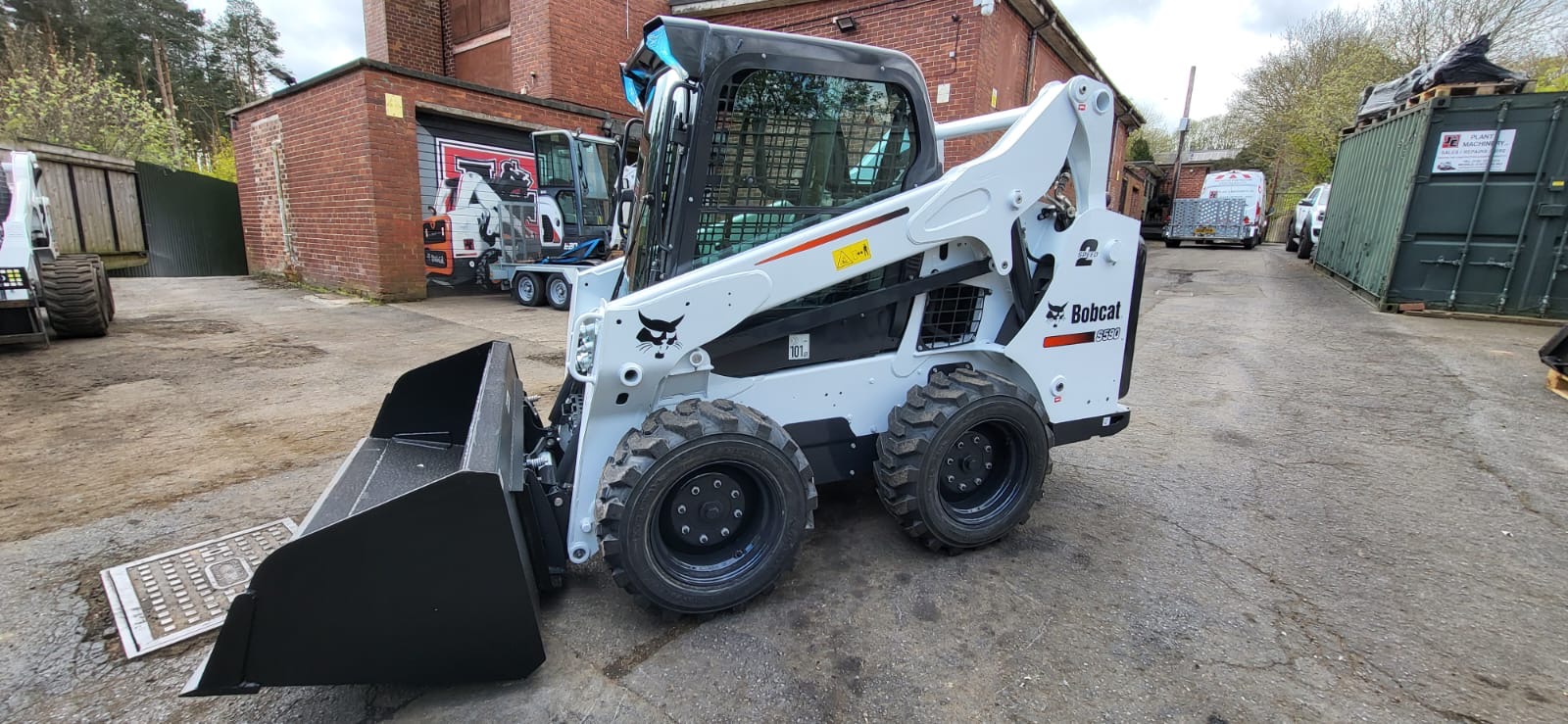 Bobcat S590 - thumbnail